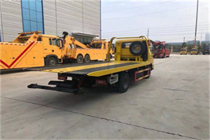 四子王旗非事故拖车