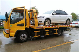 四子王旗附近拖车救援24小时服务热线